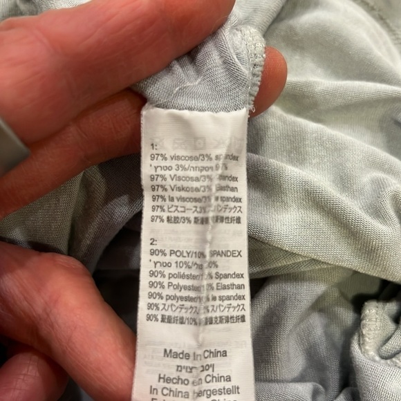 2 Orangetheory Fitness tank top blue gray small - Picture 7 of 12